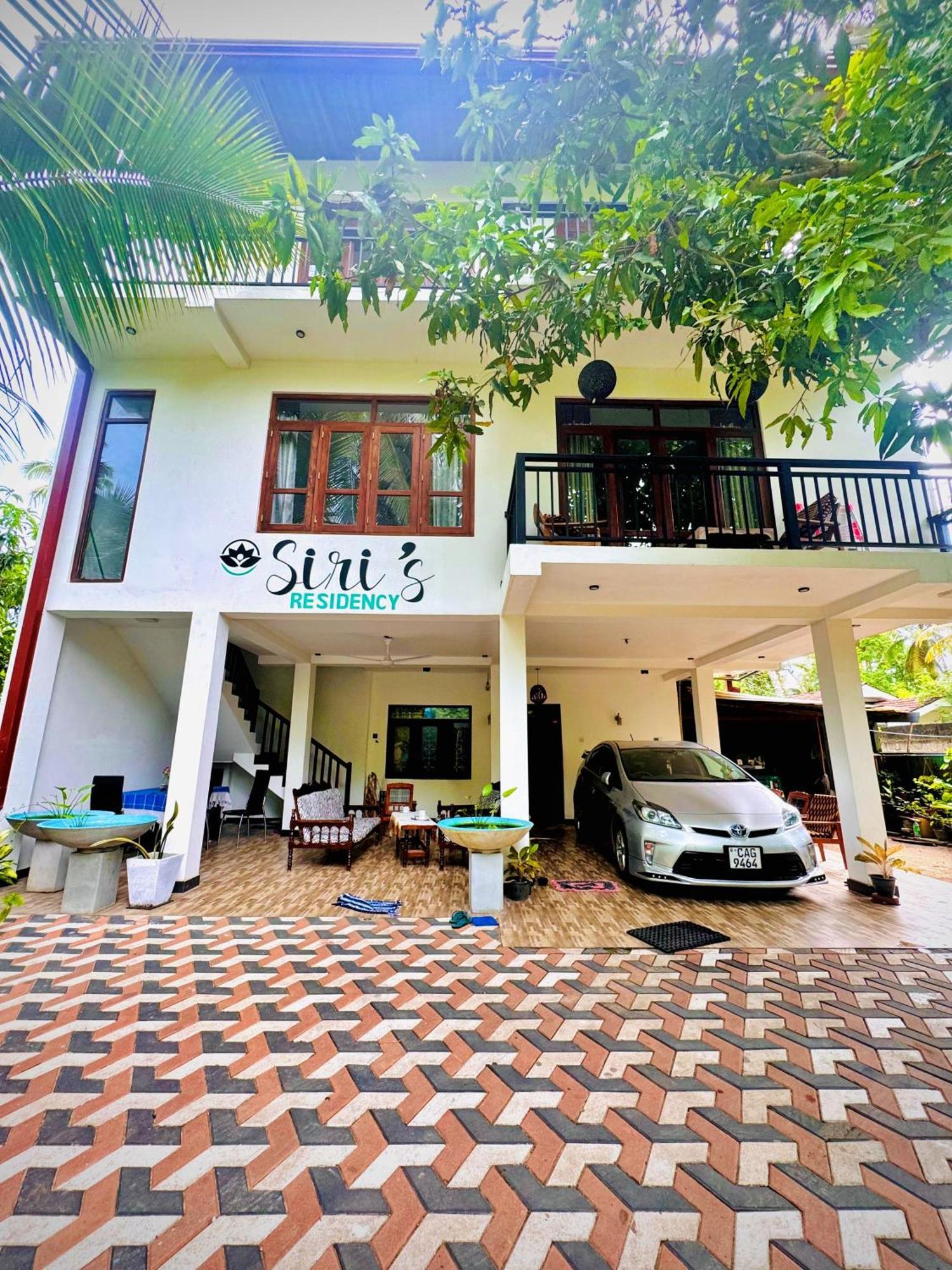 Apartamento Siri's Residency Habaraduwa Central Exterior foto
